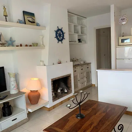 Apartamento Con Terraza A Vistas A Mar بيت للعطل *